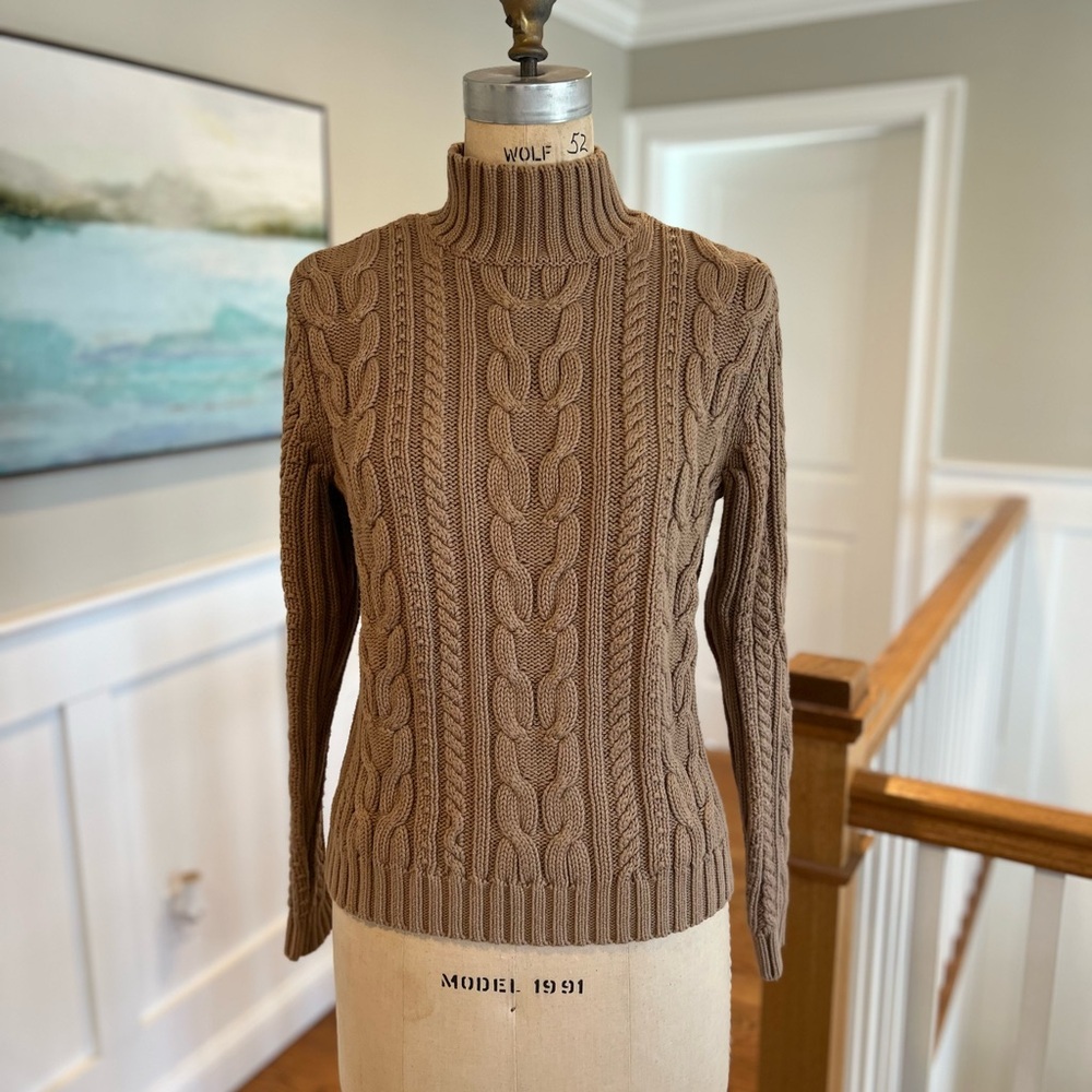 Chaps Classic cable knit sweater in Tan, size Large